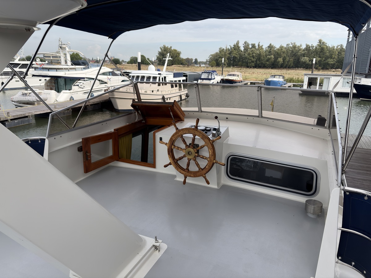 foto: 32 Alm Trawler 1200 AD