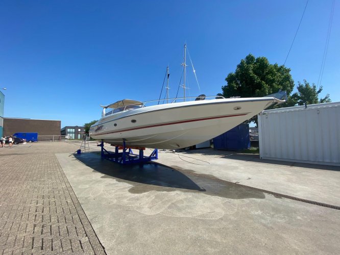 foto: 4 Sunseeker Apache 45