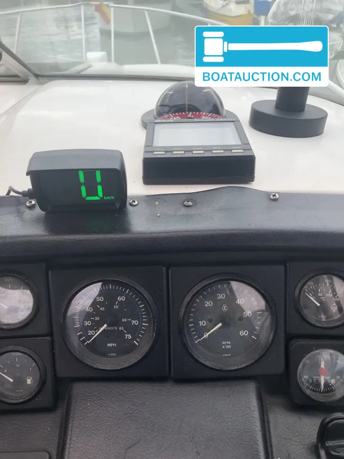 foto: 6 Chaparral 2370 SL