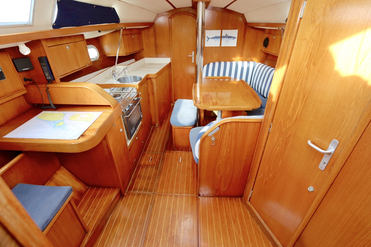 foto: 4 Jeanneau  Sun Odyssey 33 3C