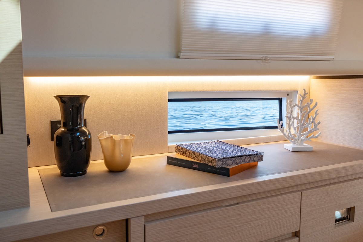 foto: 8 PARDO YACHTS 43  ON STOCK