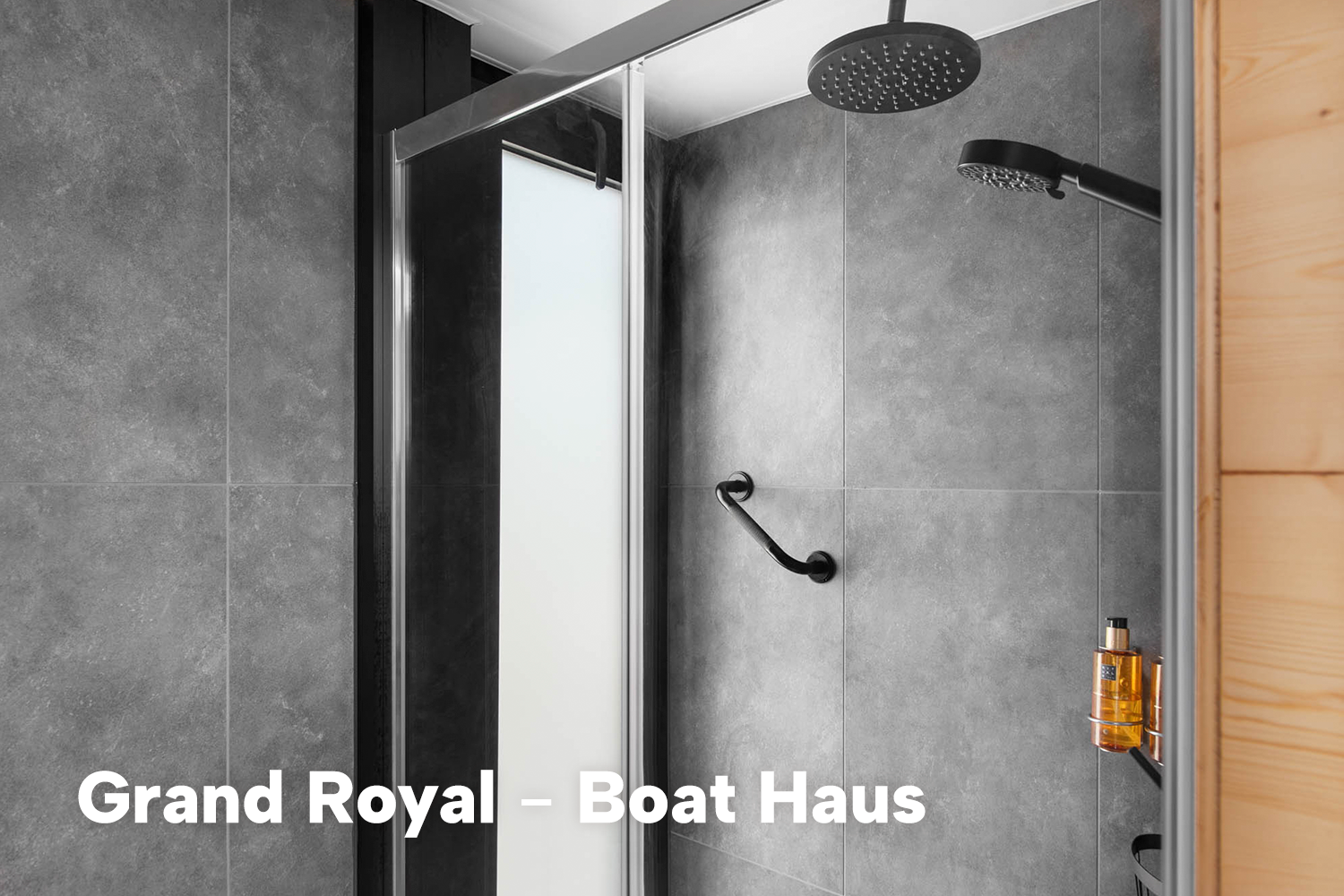 foto: 16 Boat Haus Mediterranean 12X4,5 ROYAL Houseboat