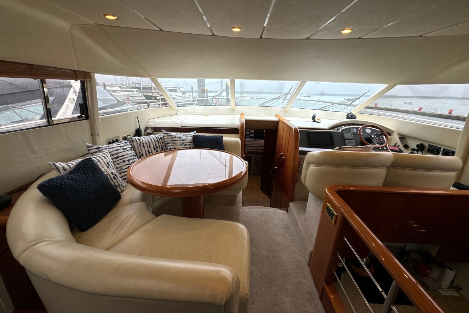 foto: 4 Fairline  Squadron 55