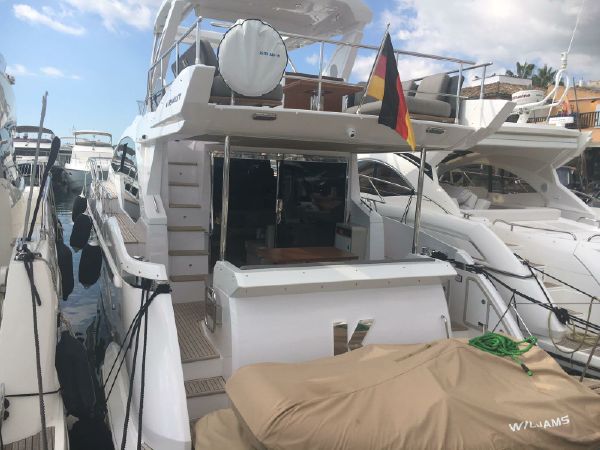 foto: 6 Azimut 50 Fly