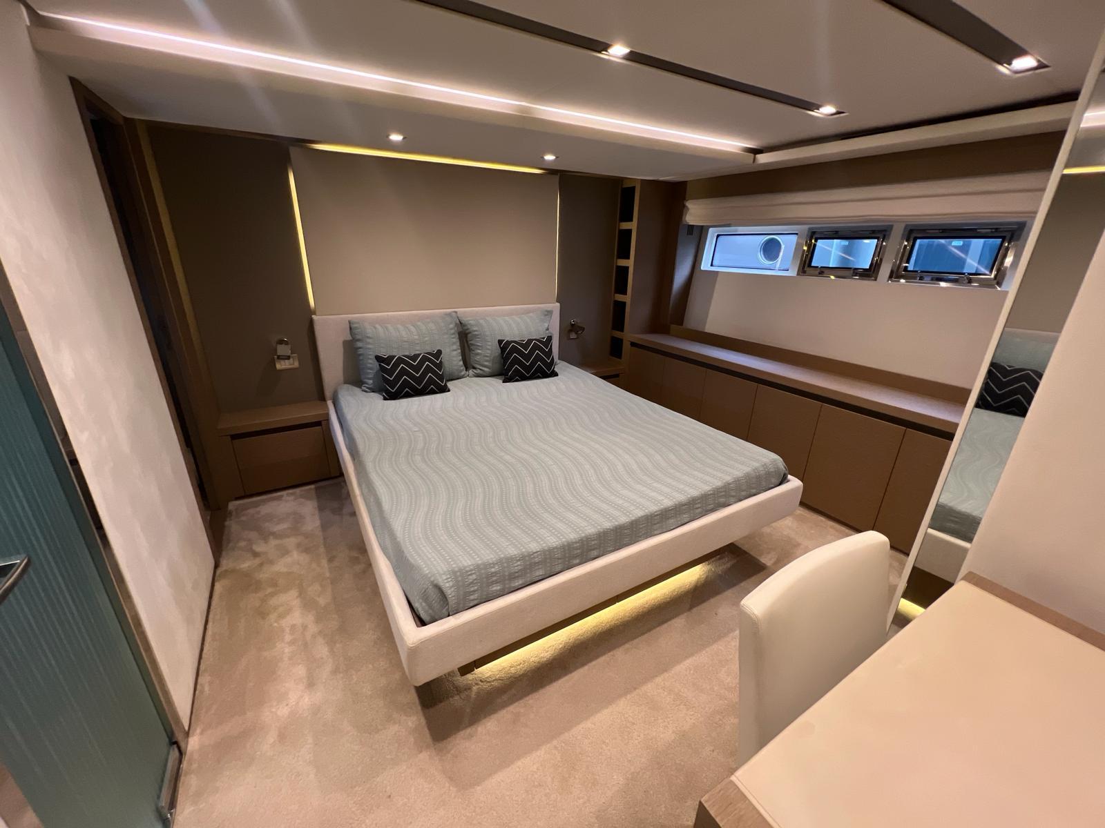 foto: 20 Prestige 750