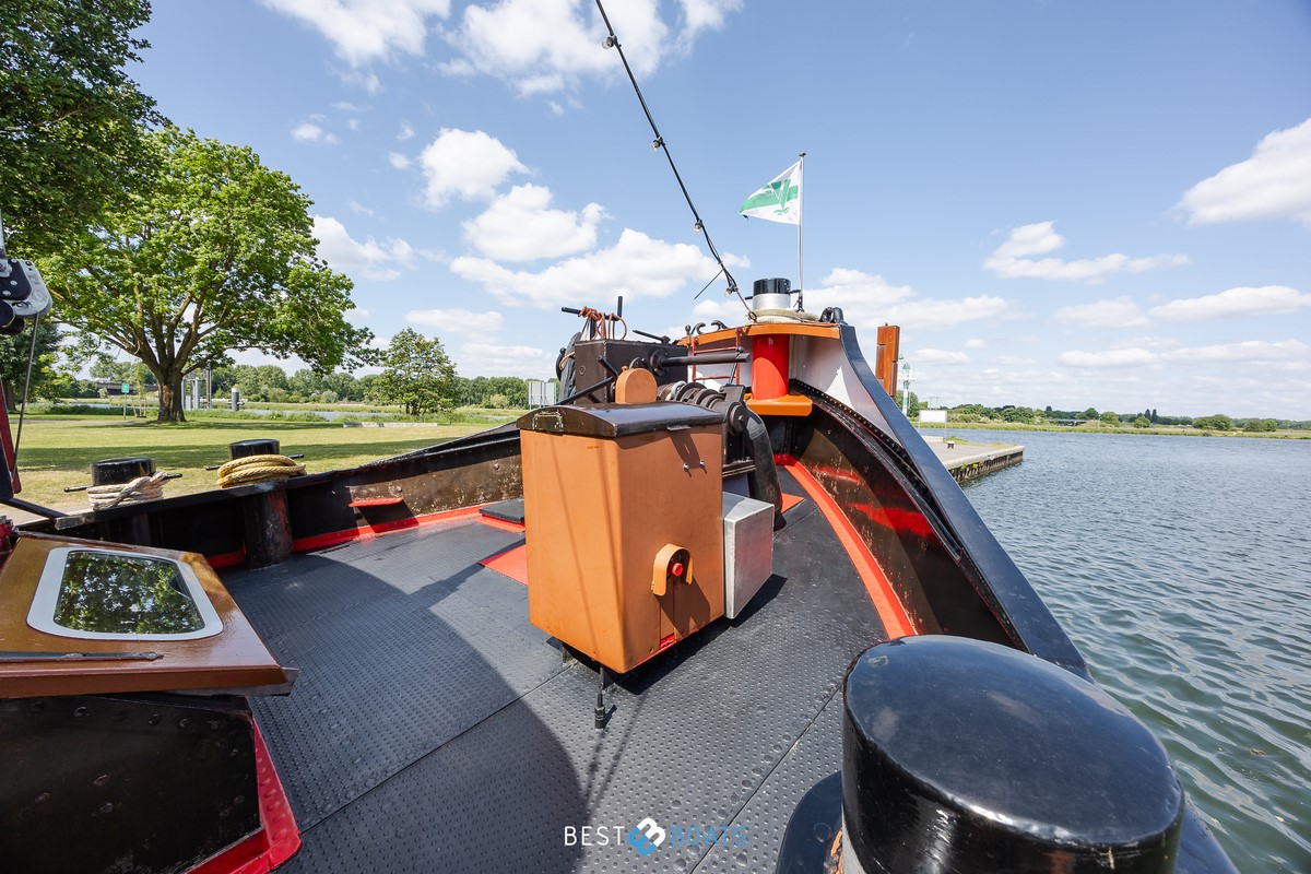 foto: 7 Sleepboot Limburgia
