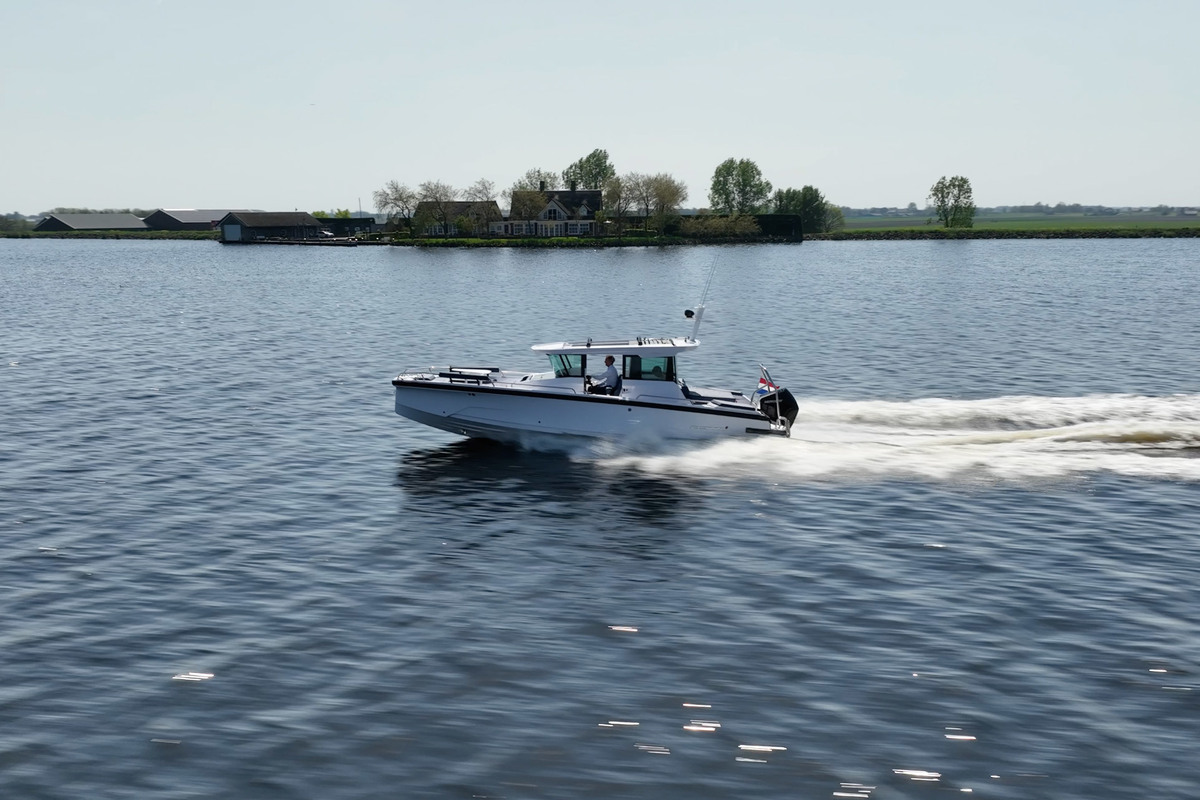 foto: 5 Axopar 29 XC Cross Cabin