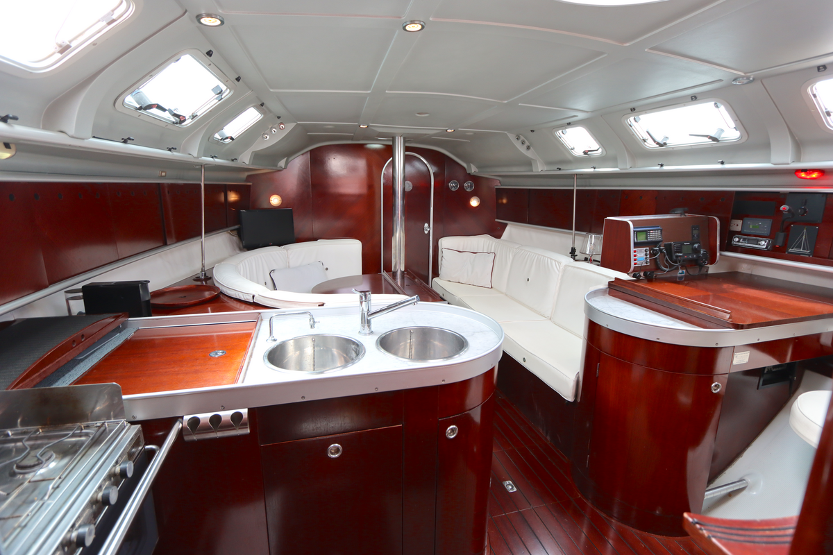 foto: 10 Beneteau  First 41S5
