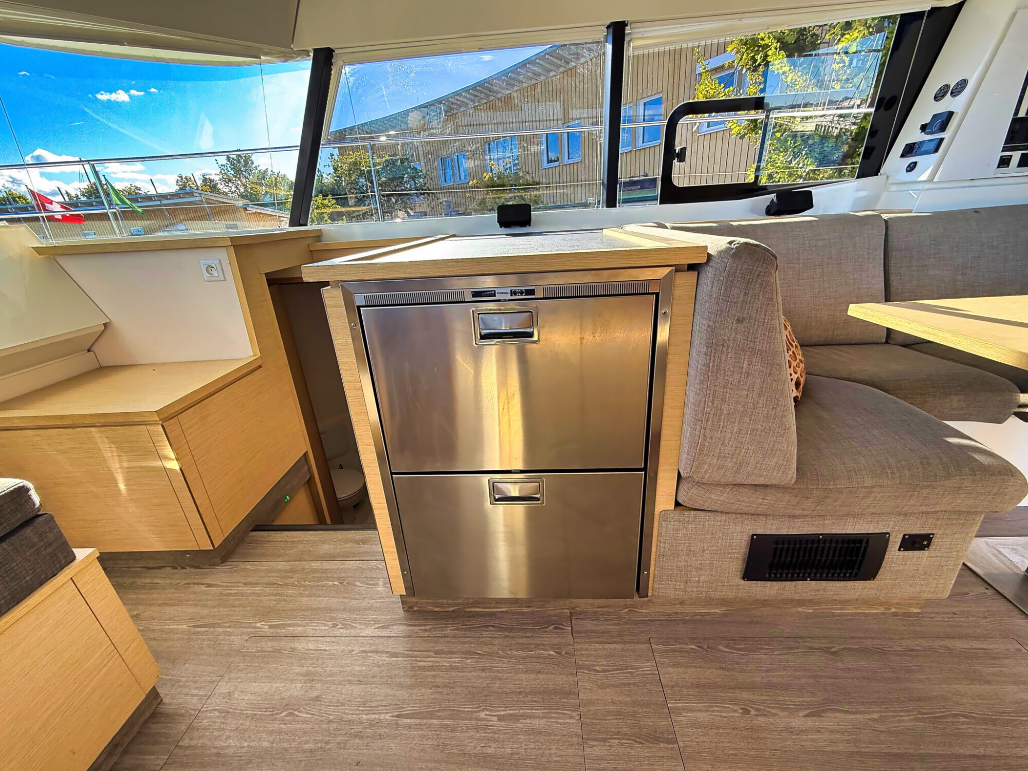foto: 5 Fountaine Pajot Fountaine Payot Motorcatamaran MY 37