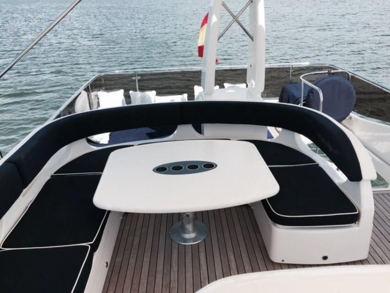 foto: 6 Princess 65 Fly