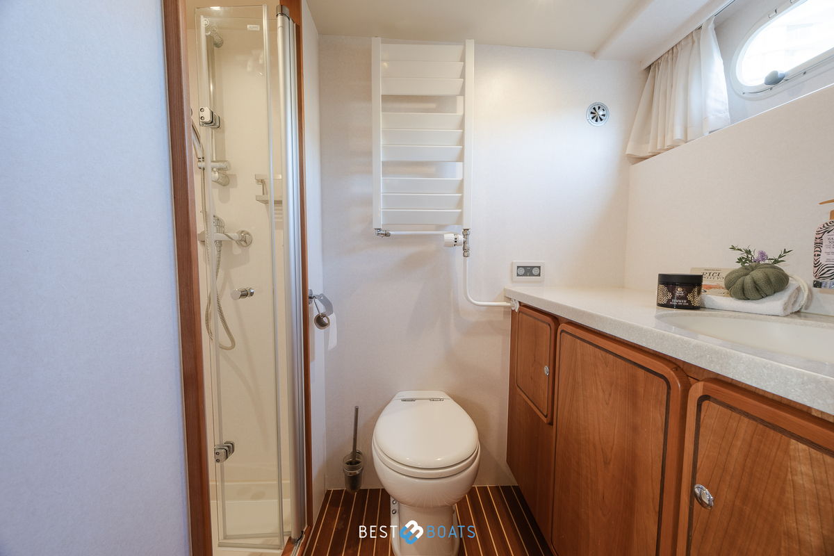 foto: 5 Linssen Grand Sturdy 500 Variotop MKII