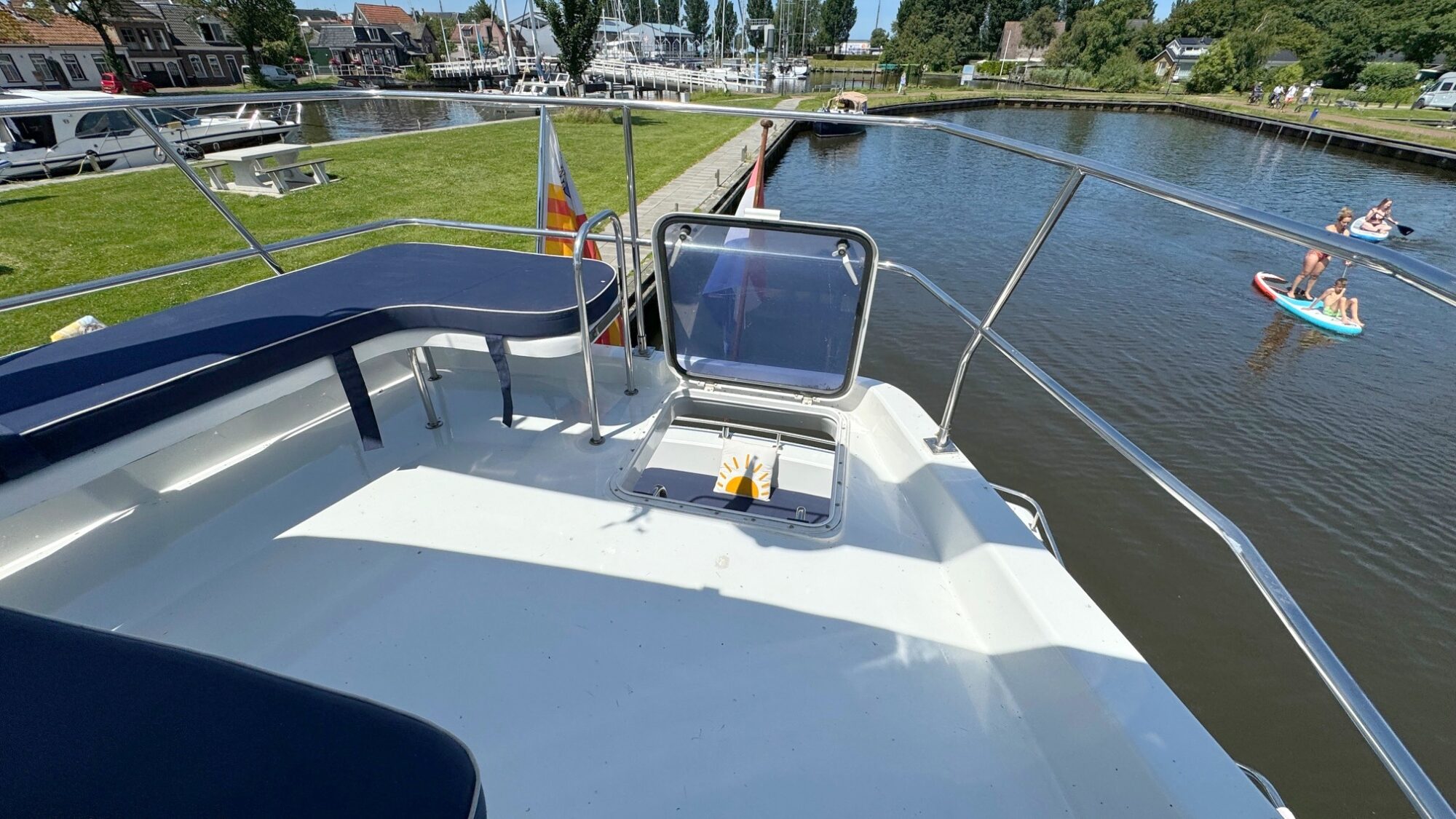 foto: 6 Whitewater Whitewater Wolfe 46 Flybridge