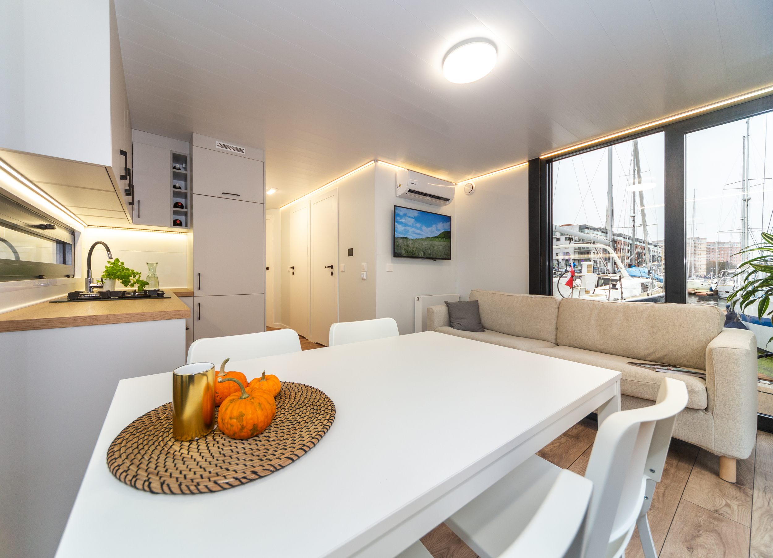 foto: 6 Aqua Apartamento 12 Houseboat Navigare