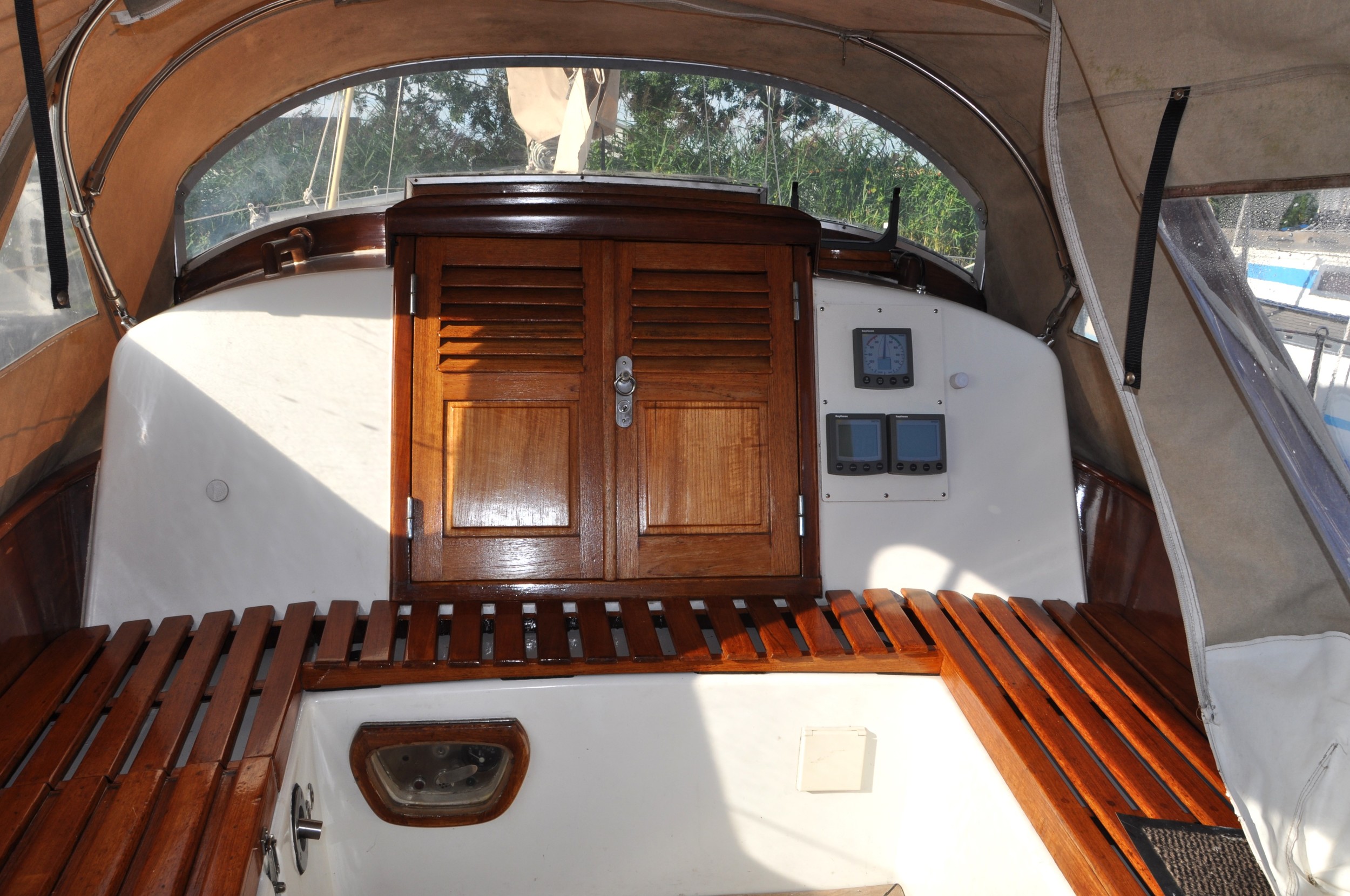foto: 4 Delphin 66
