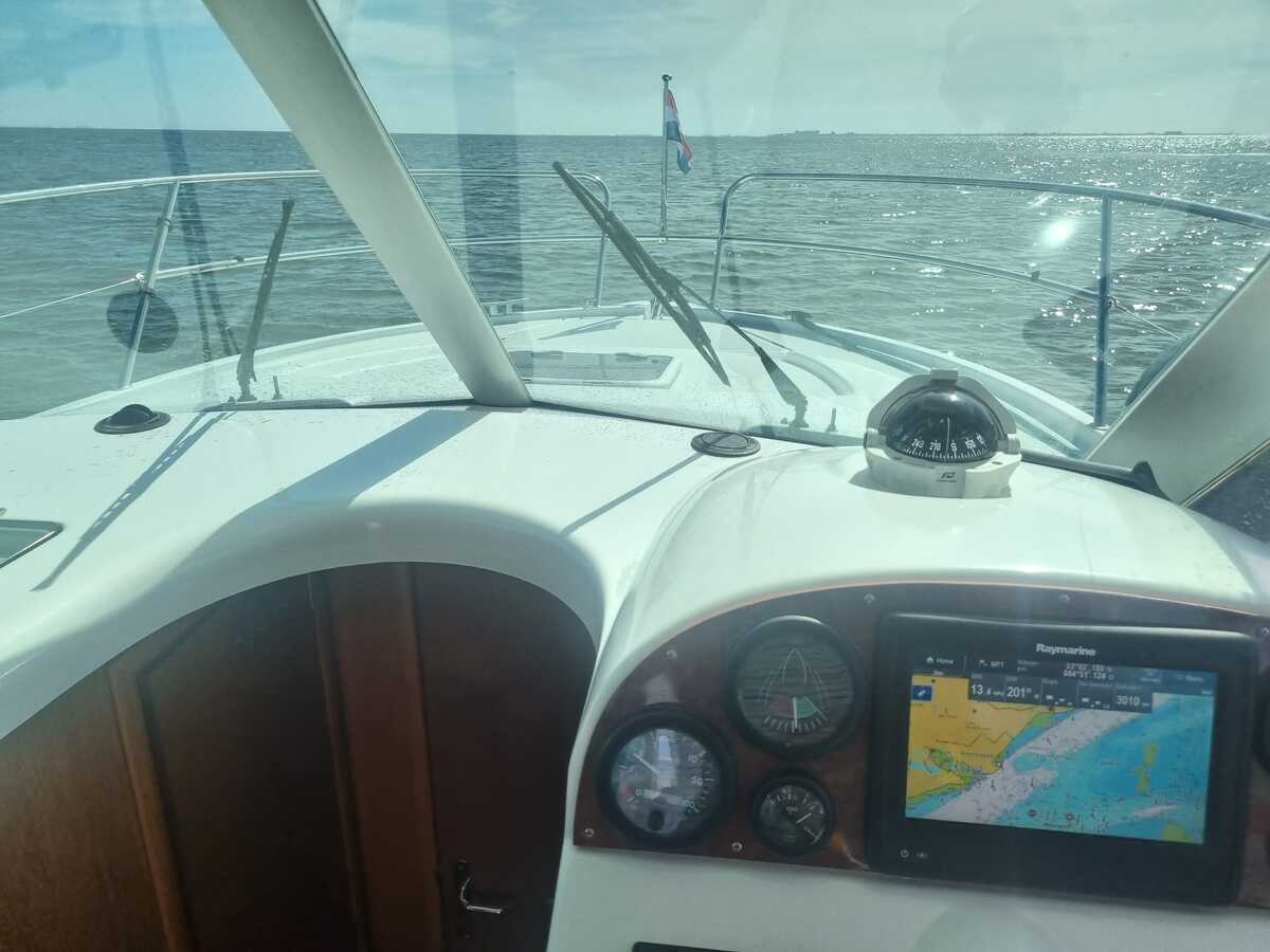 foto: 4 Jeanneau Merry Fisher 925