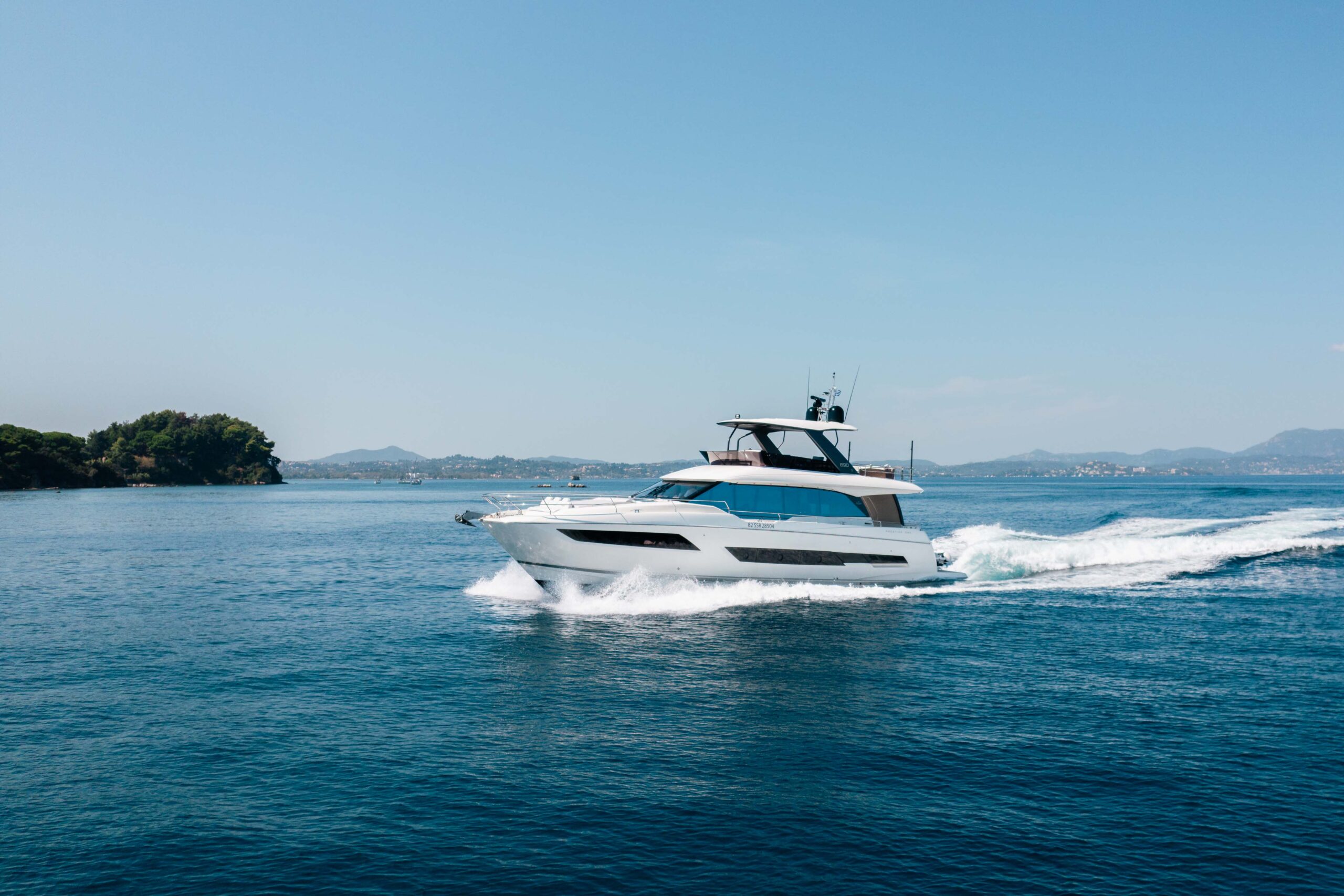 foto: 13 Prestige 690 flybridge