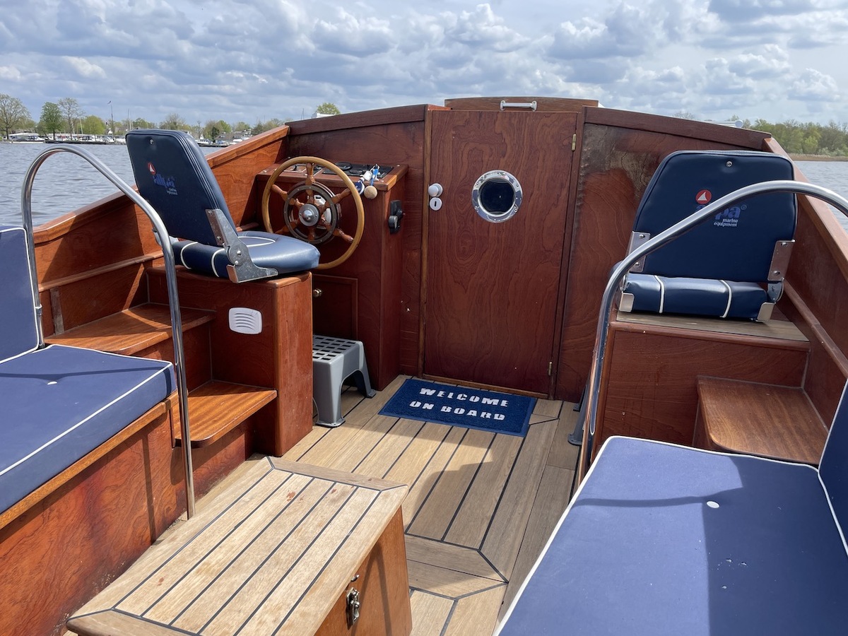 foto: 20 Bootsman Cabinsloep 700