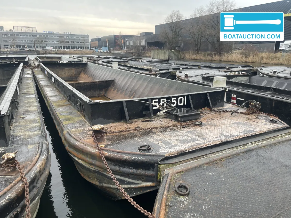 foto: 5 Vrachtduwbak SB501