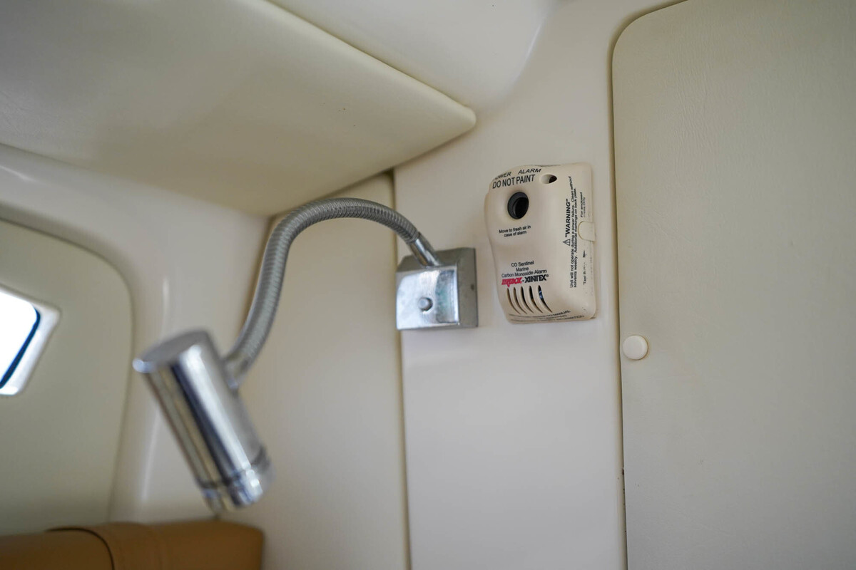 foto: 5 Sea Ray Sun Sport 230