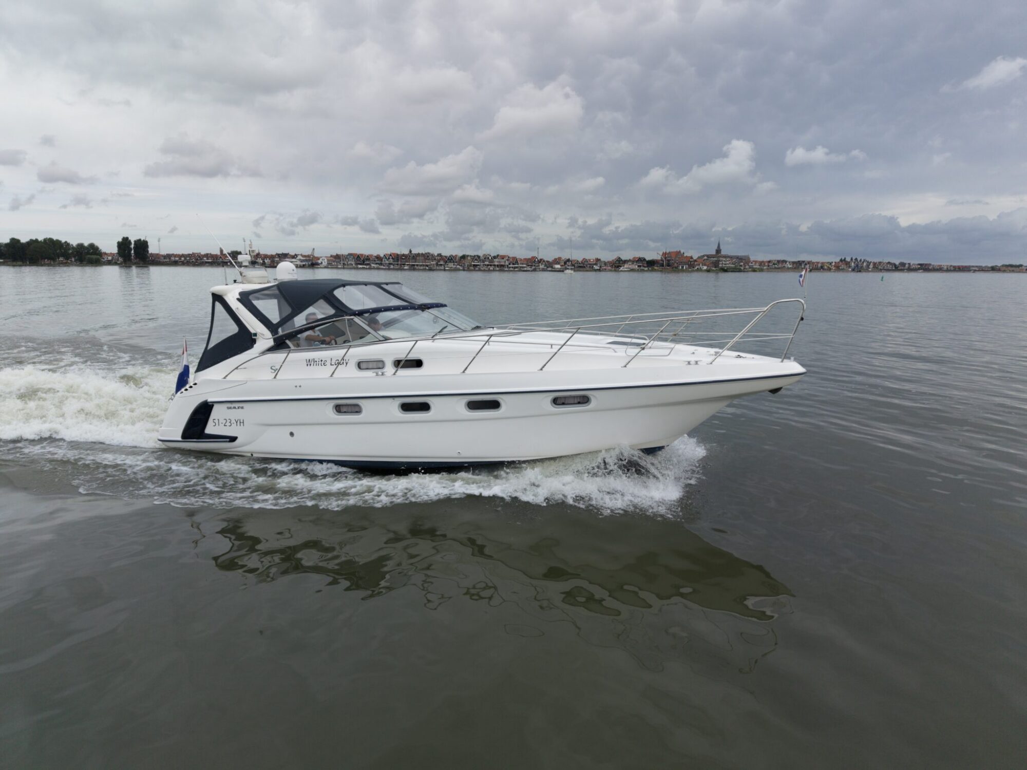 foto: 9 Sealine Sealine S37