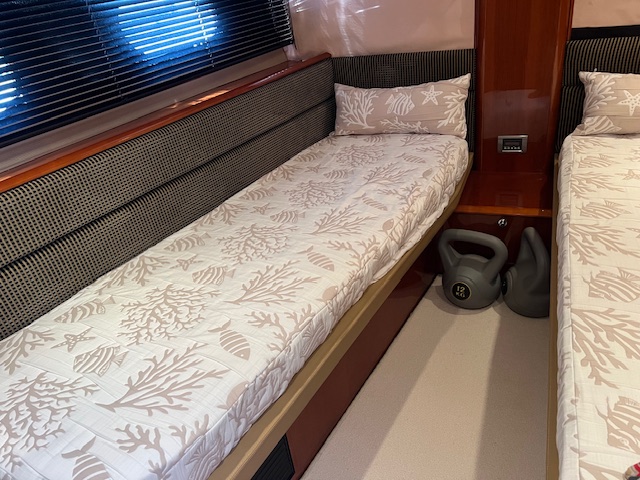 foto: 6 Princess 67 Fly