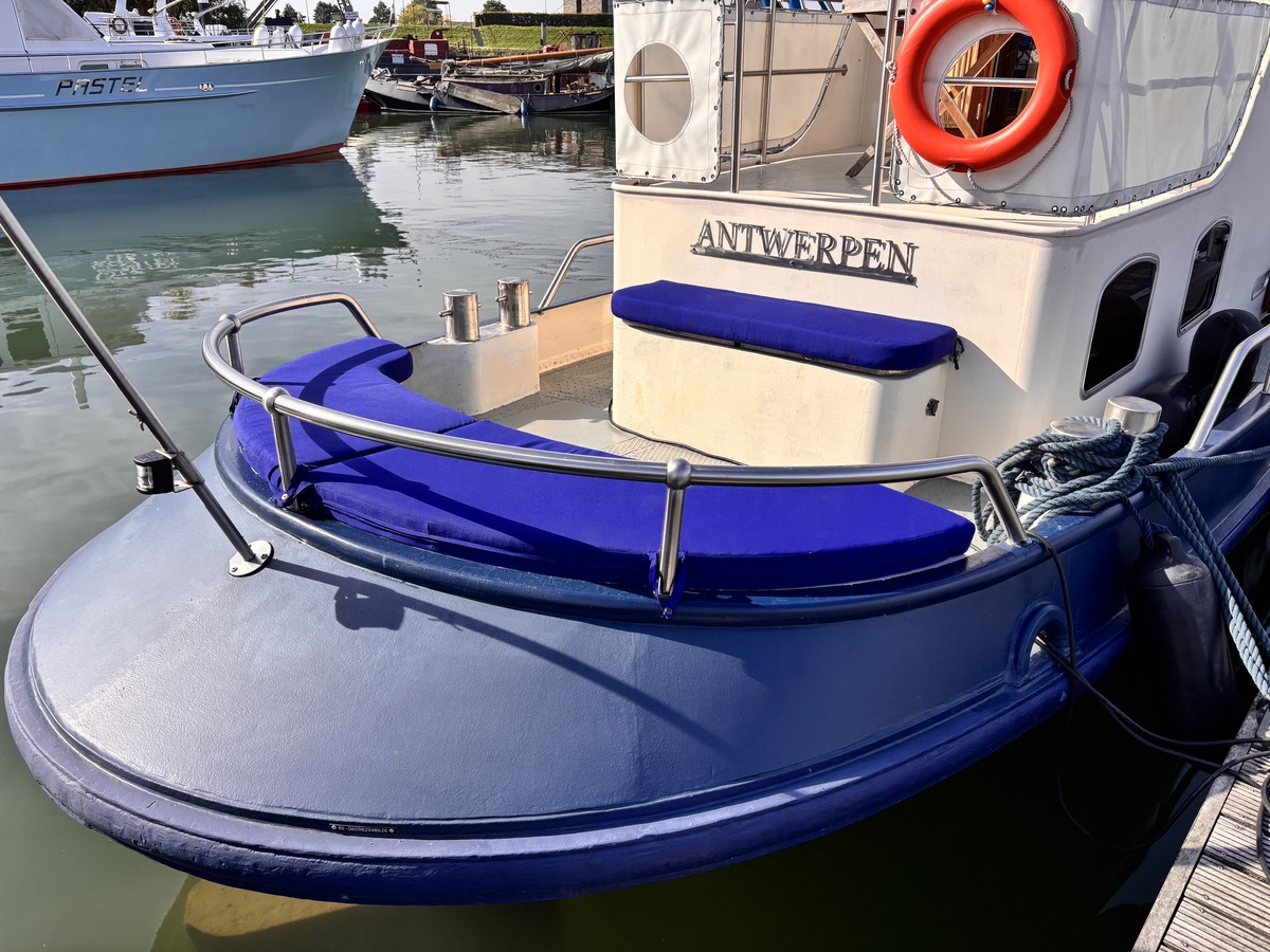 foto: 6 Sleepboot 13.50