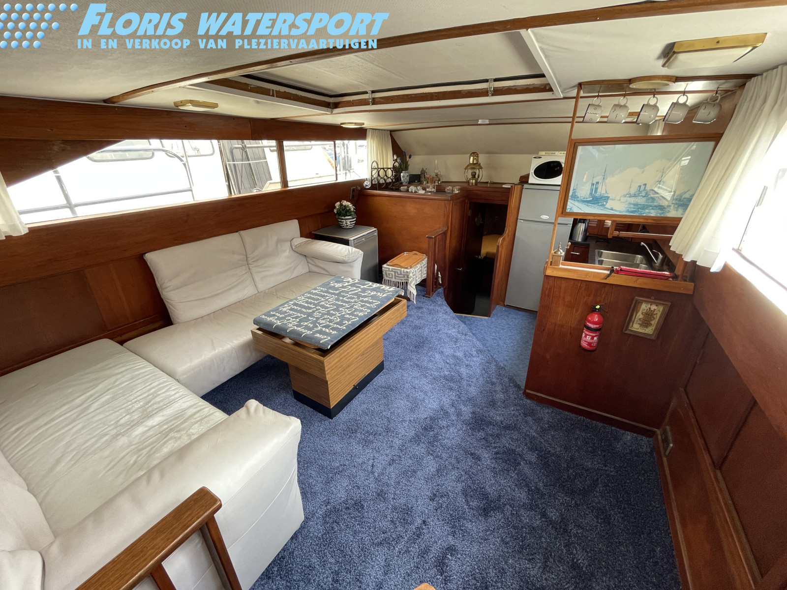 foto: 4 Trojan  44 Pilothouse