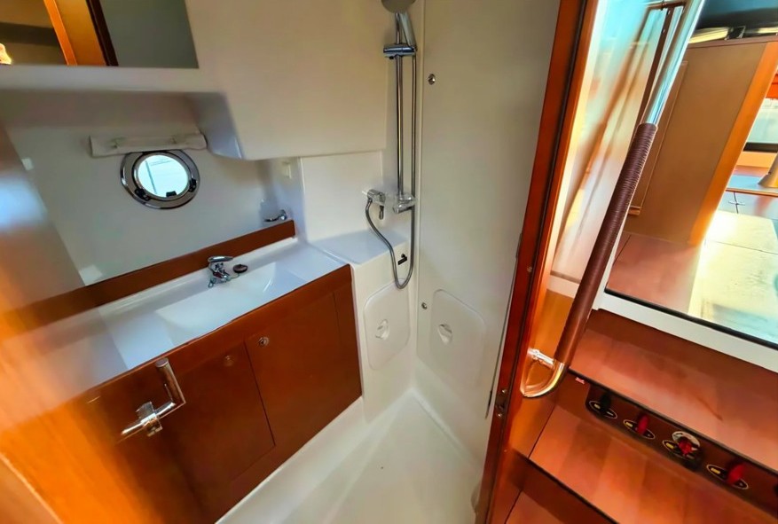 foto: 12 Beneteau Beneteau Swift Trawler 34 Flybridge