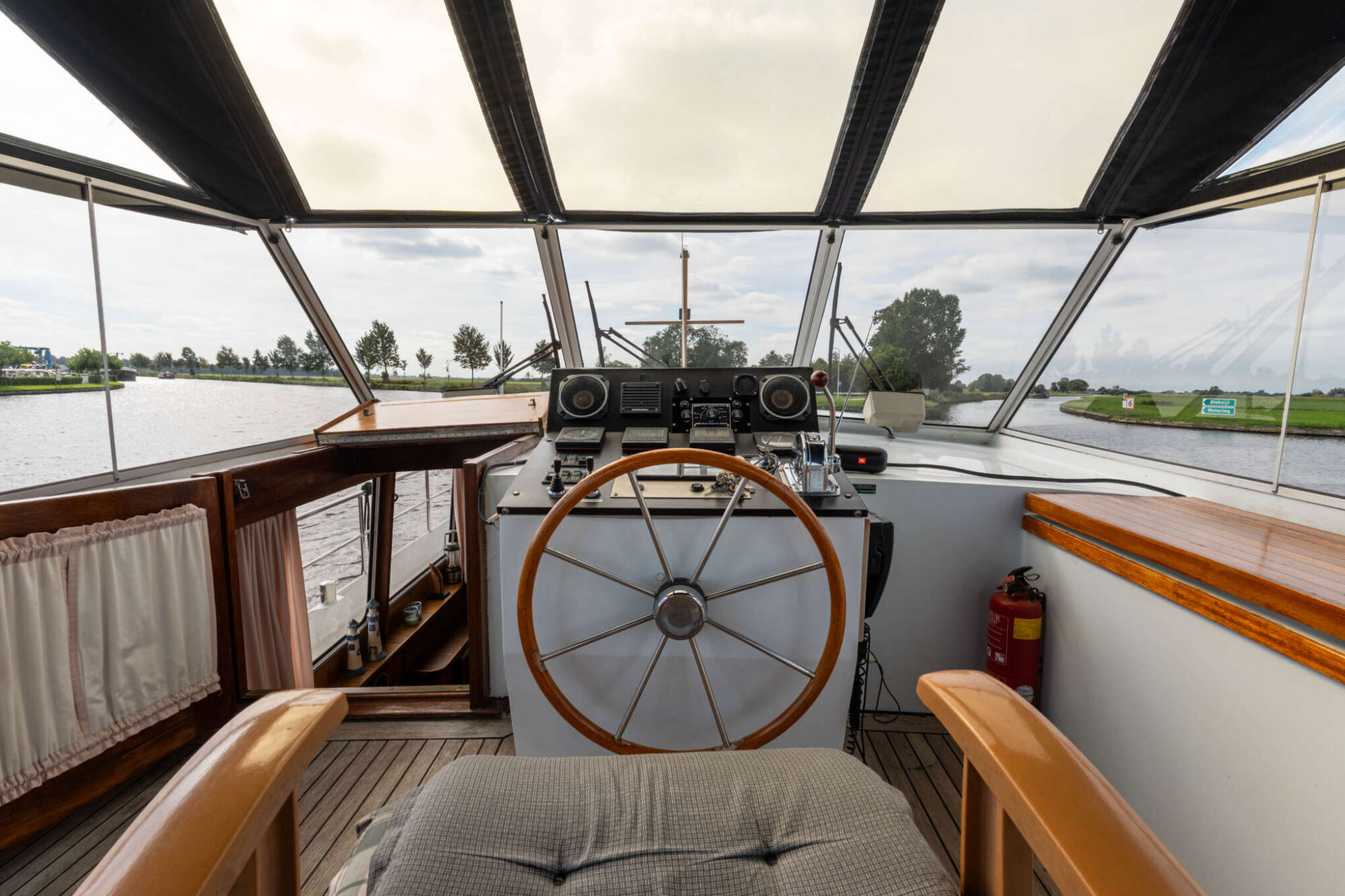 foto: 6 Valkkruiser Valkkruiser Waterman 13.50 AK