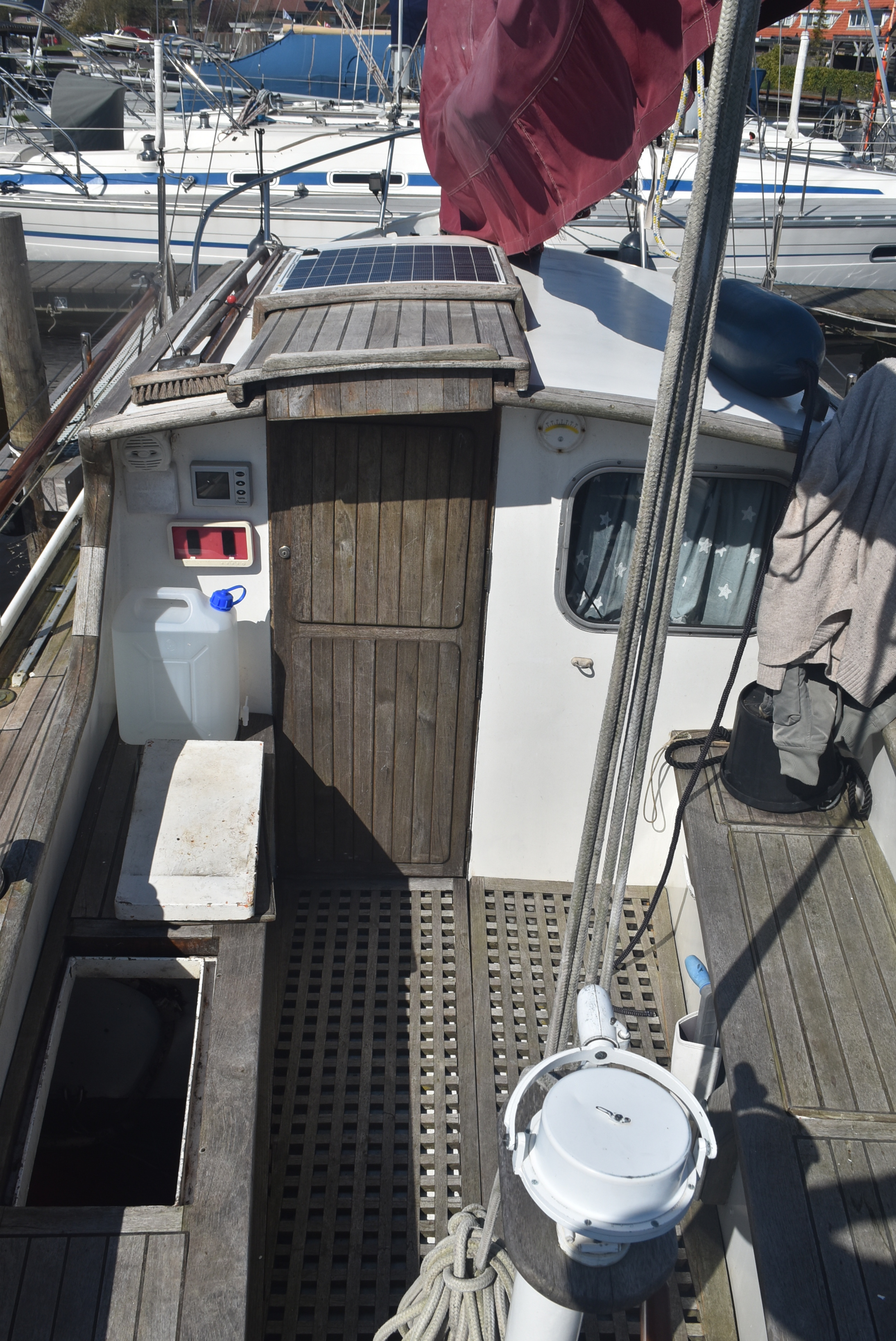 foto: 5 Volkerak 32 Motorsailer