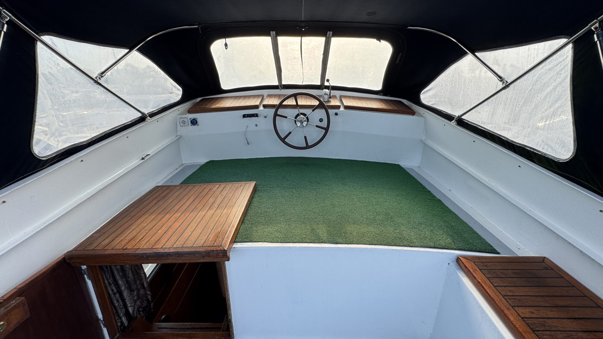 foto: 4 Valkkruiser Valkkruiser 11.00 Flybridge