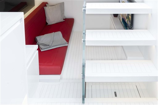 foto: 6 Vandutch 48 - New