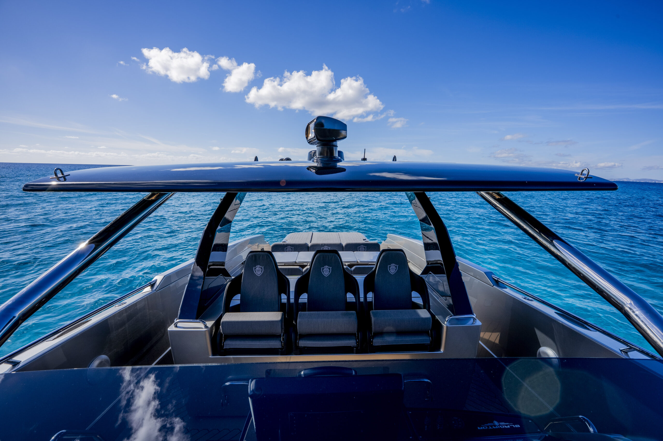 foto: 9 Canados 493 GLADIATOR GRANDE