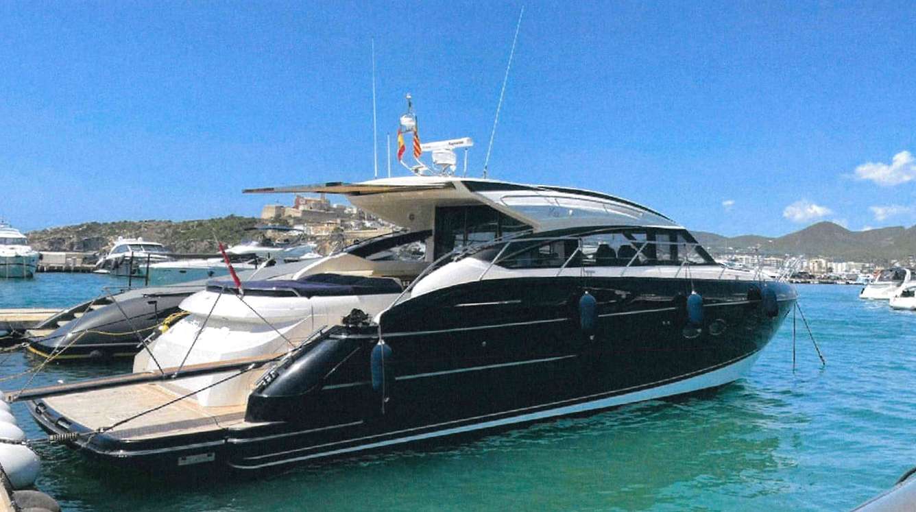 foto: 18 Princess V 57 HT