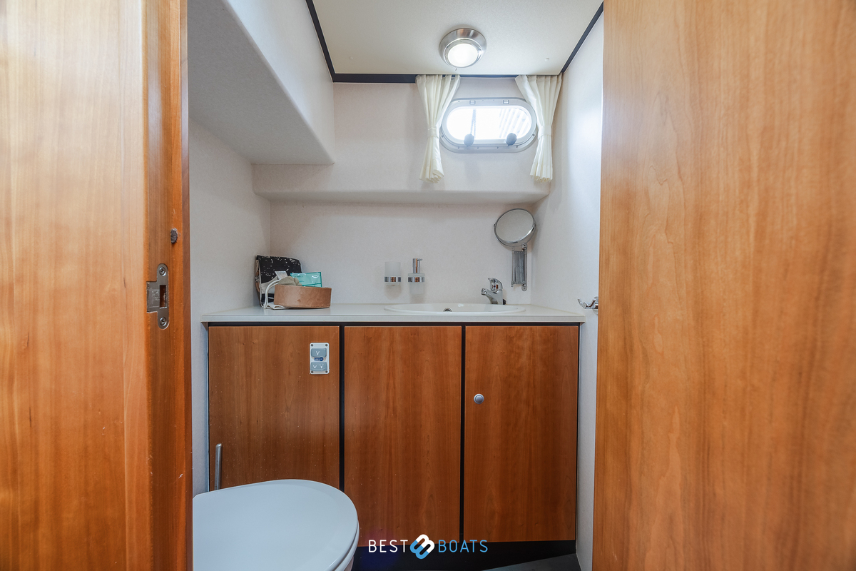 foto: 6 Linssen Grand Sturdy 34.9 AC