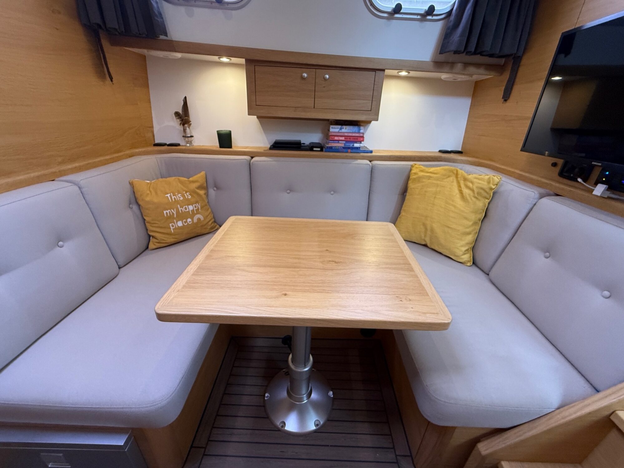 foto: 5 Vedette Vedette Hollander Trend 35 Cabrio