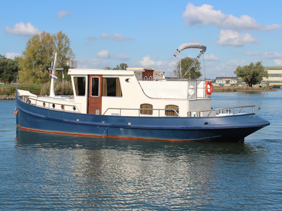 foto: 5 Sleepboot 13.50