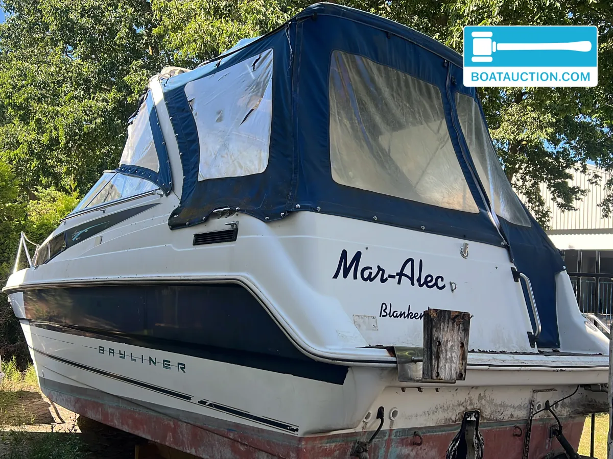 foto: 4 Bayliner 2655