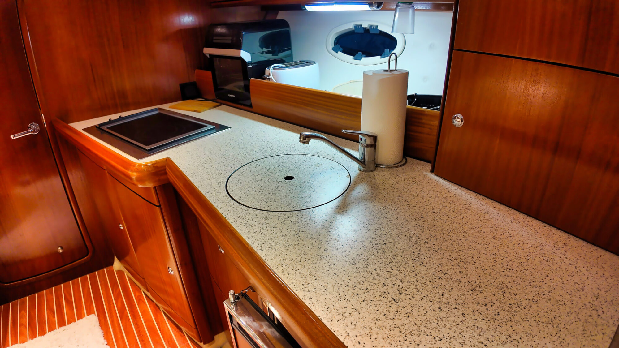 foto: 6 Bavaria Bavaria 37 HT Hardtop