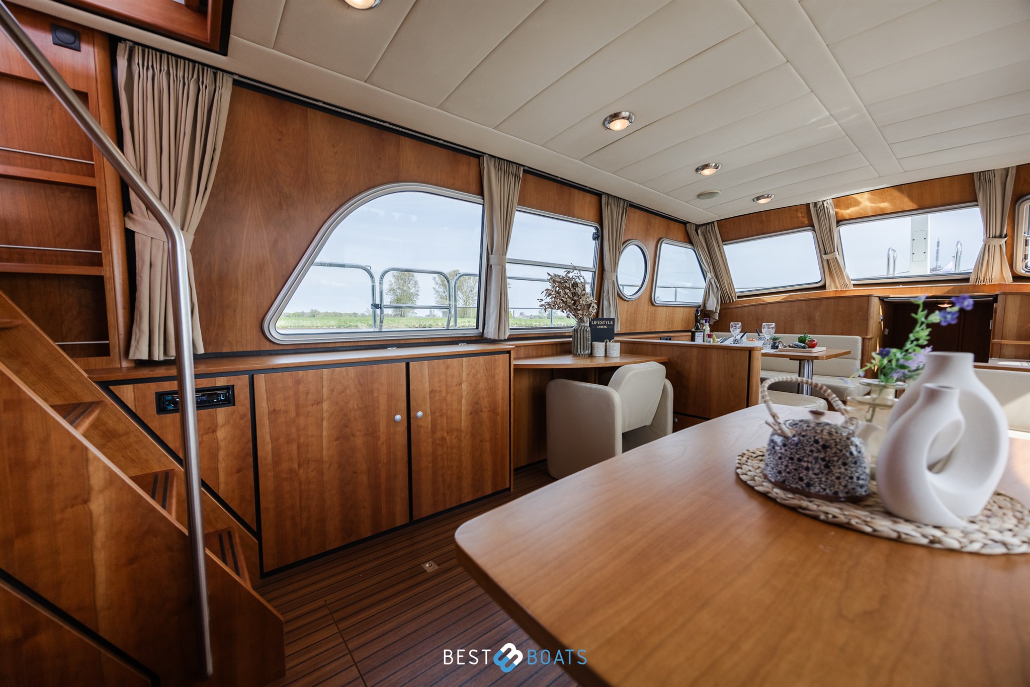 foto: 6 Linssen Grand Sturdy 43.9 AC