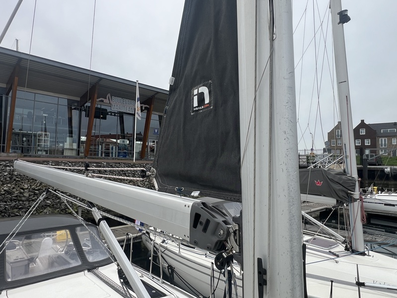 foto: 5 Bavaria Cruiser 37-3