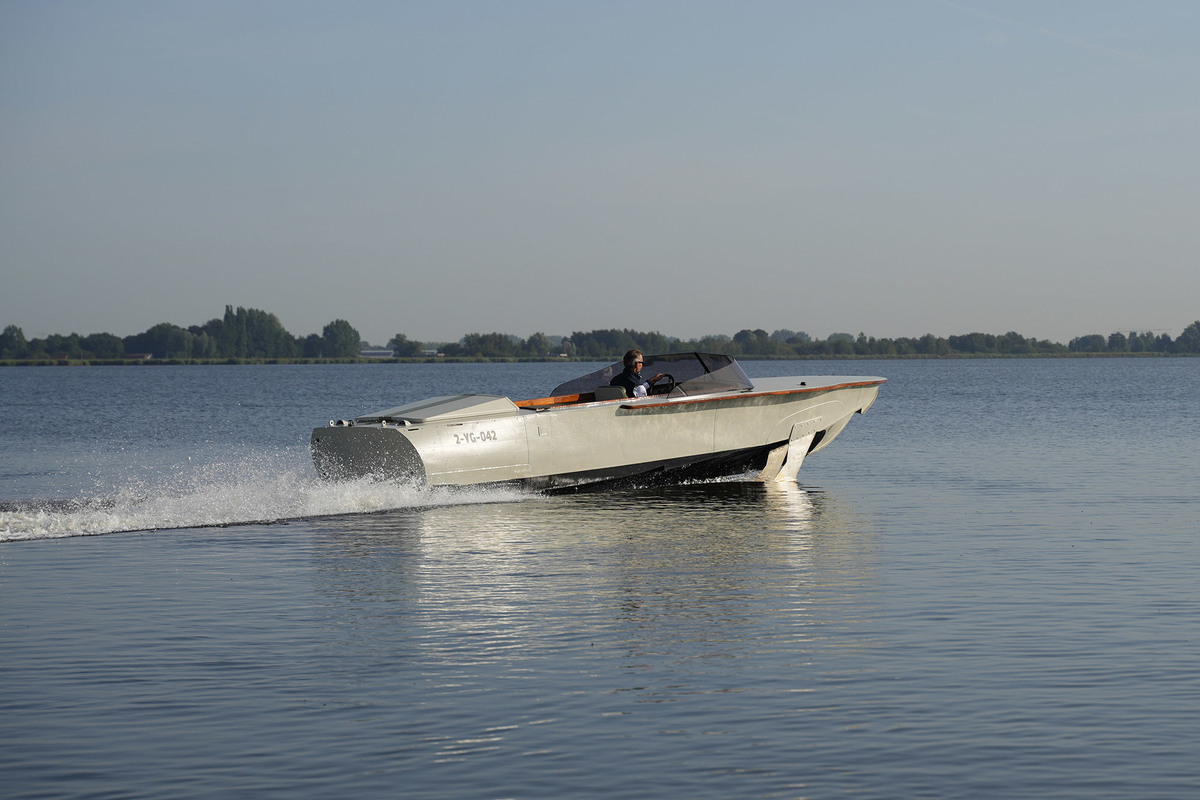 foto: 54 Volga Draagvleugelboot