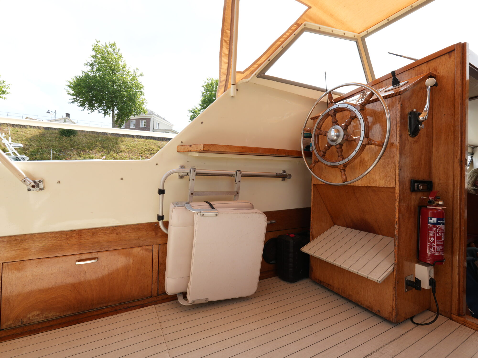 foto: 6 Target Target Royal 9.70 OK Cabrio