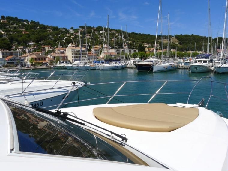 foto: 6 Majesty 50 Fly