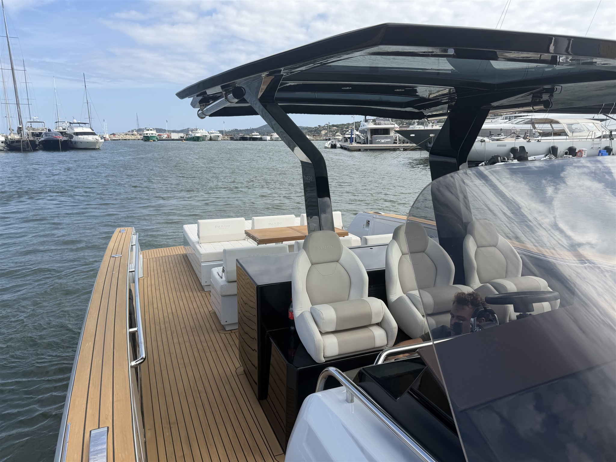 foto: 5 Pardo Yachts 43