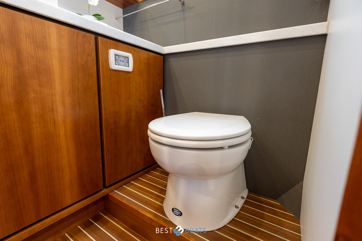 foto: 5 Linssen Grand Sturdy 410 AC Variotop