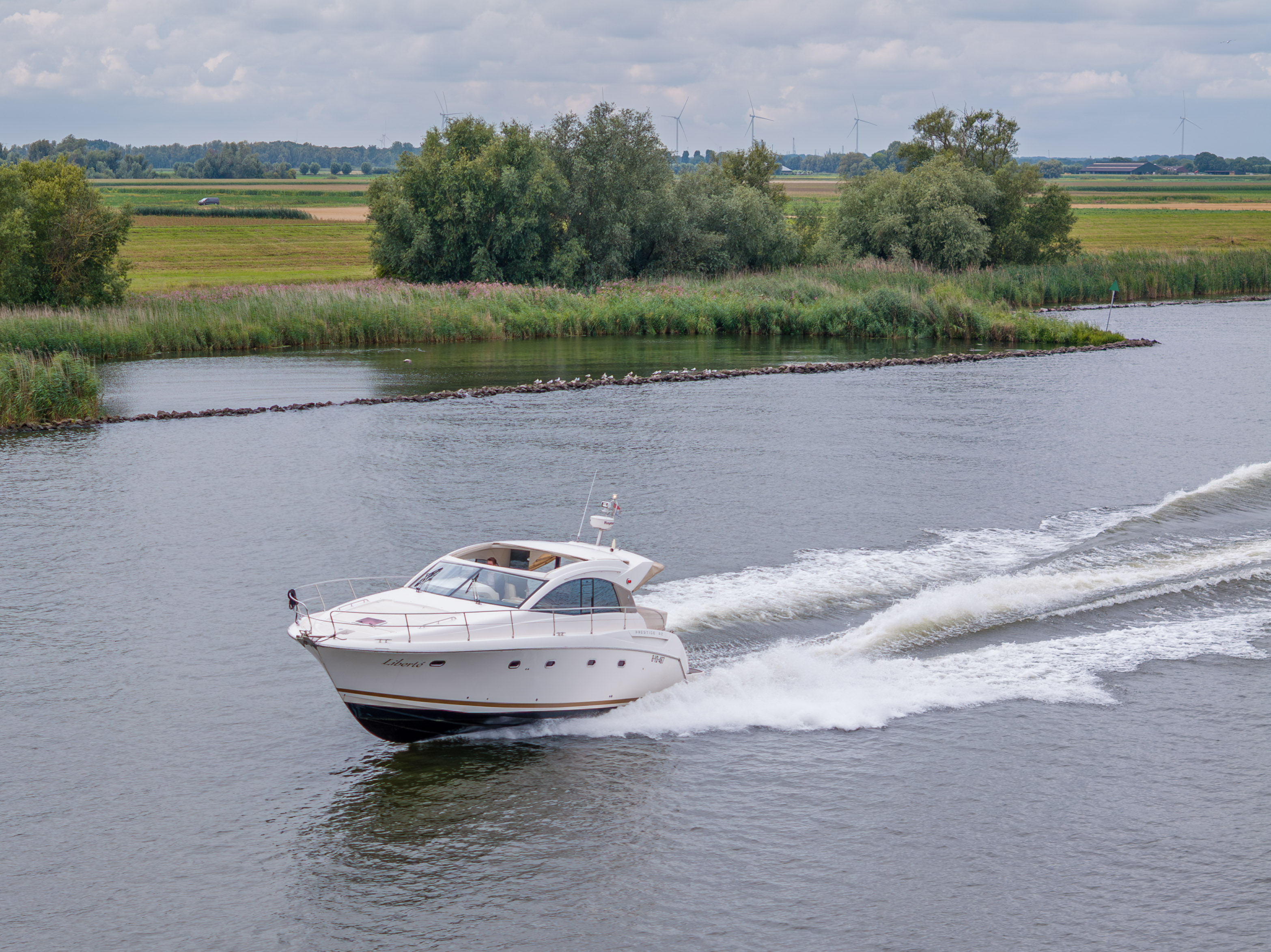 foto: 12 Jeanneau Prestige 42S