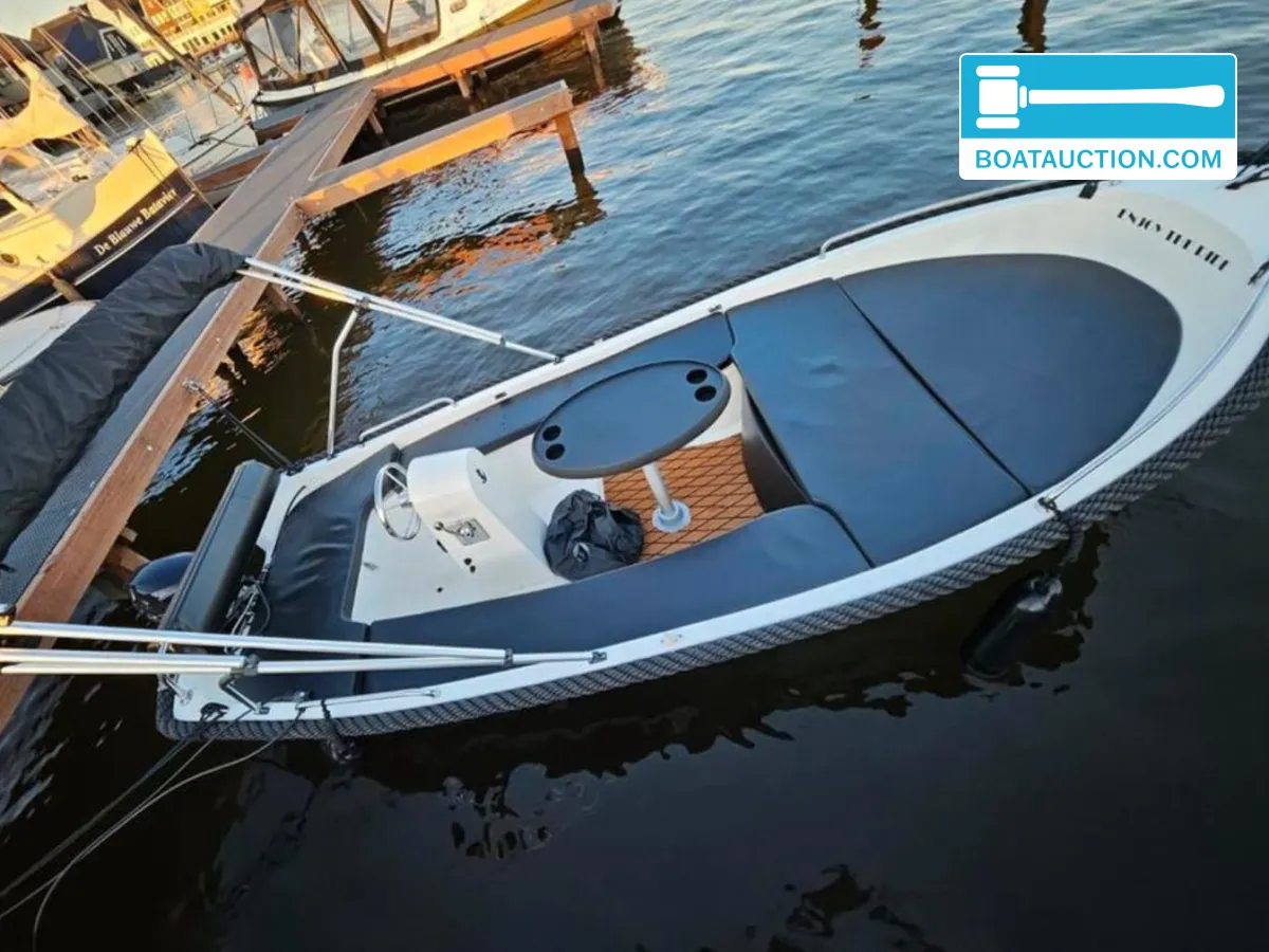 foto: 6 Elegance 430