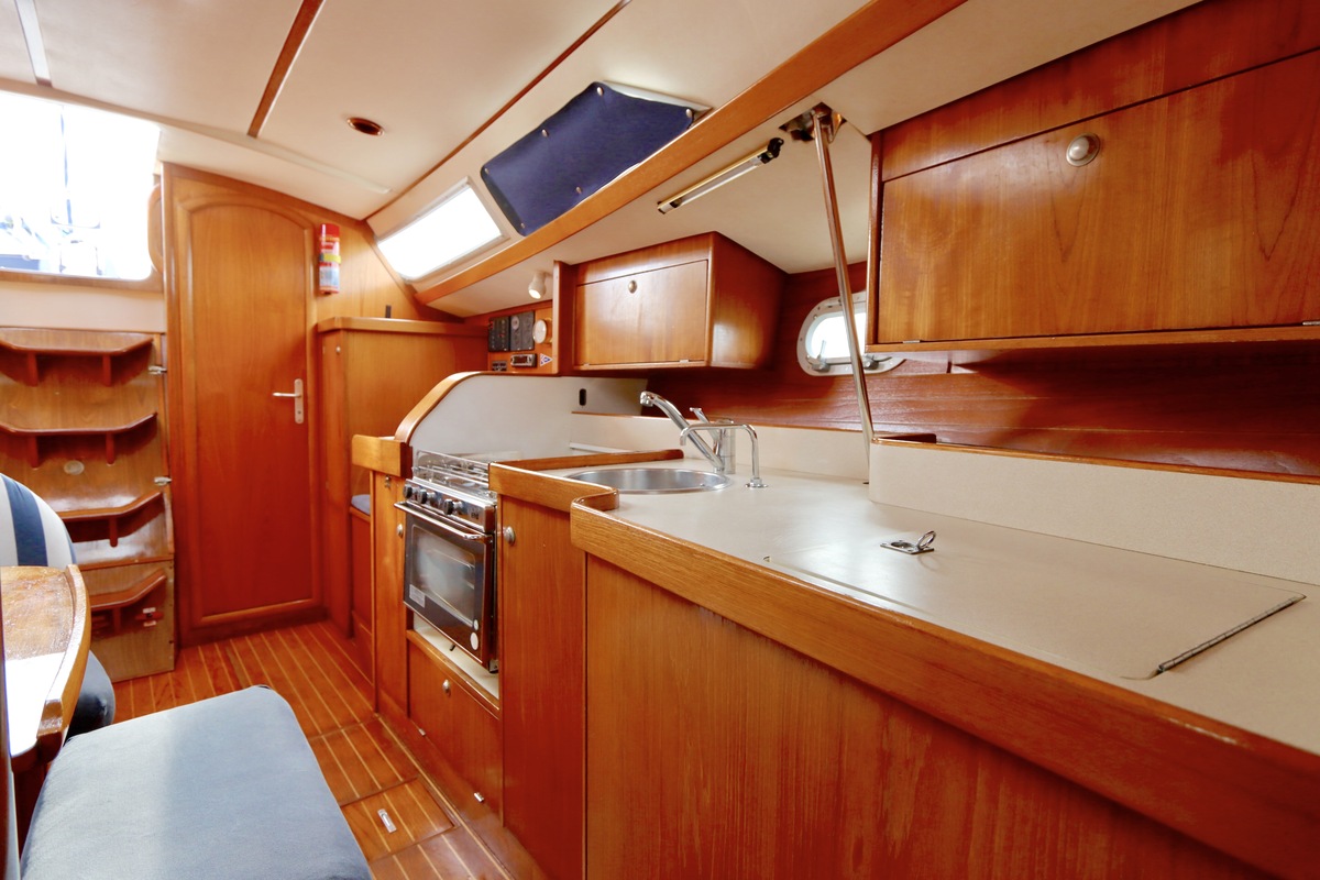 foto: 5 Jeanneau  Sun Odyssey 33 3C