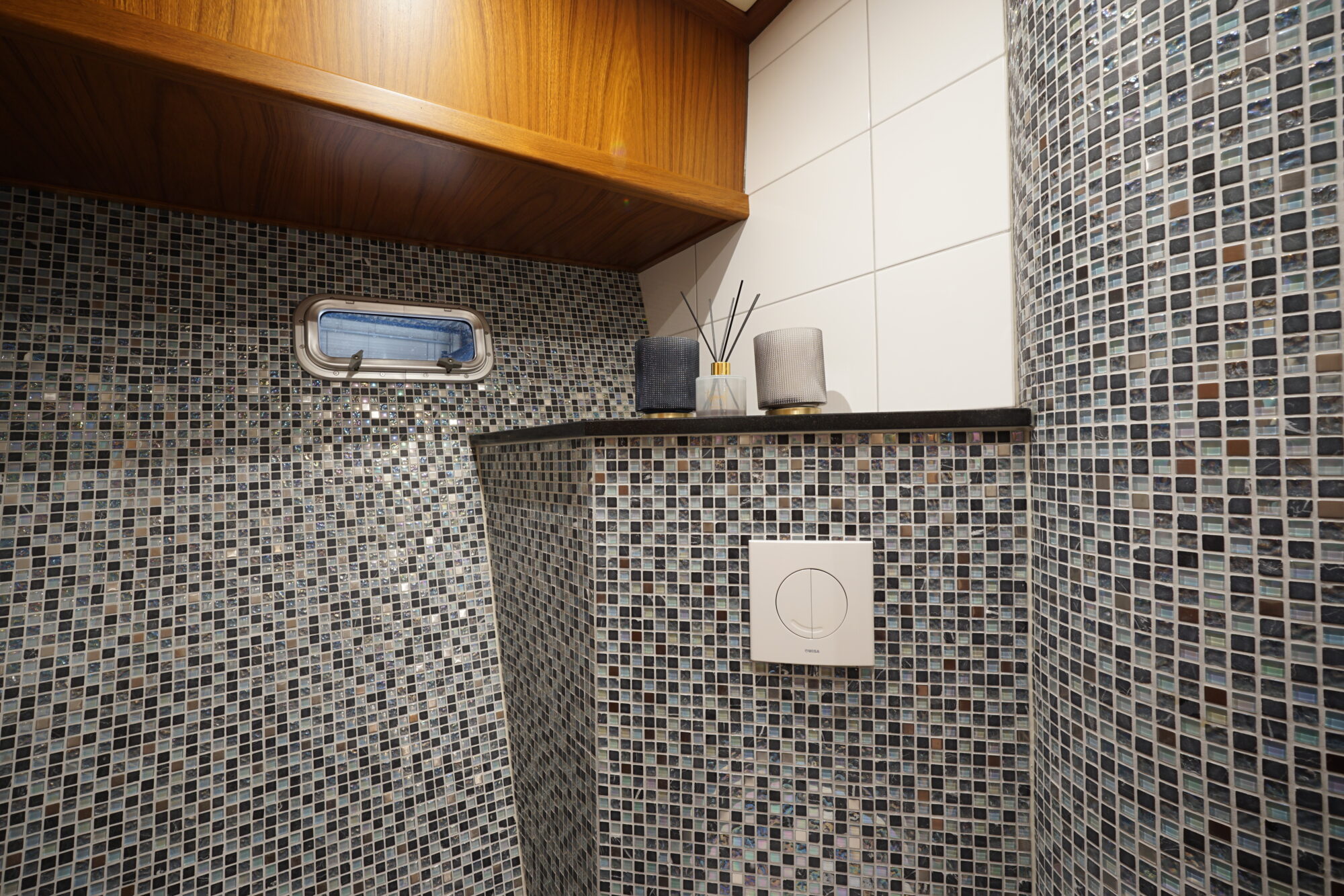 foto: 8 Custen Custen Kruiser 18.00 VS